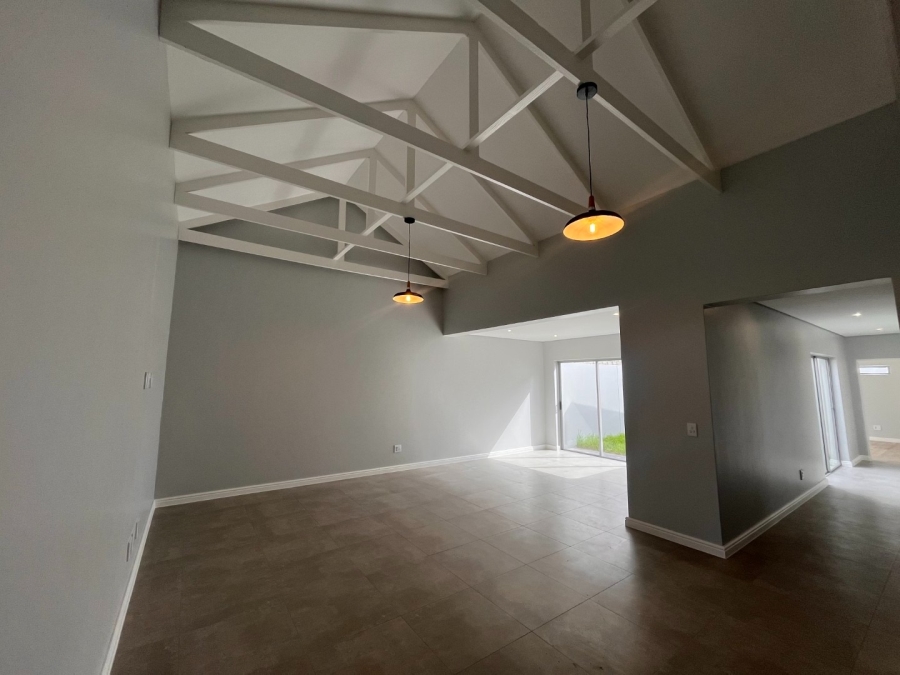 3 Bedroom Property for Sale in Sandown Western Cape